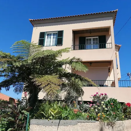 Abrigo Do Monte * Ribeira Brava