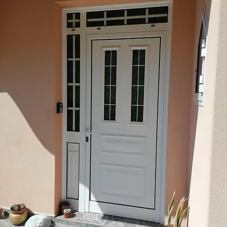 Abrigo Do Monte Ribeira Brava