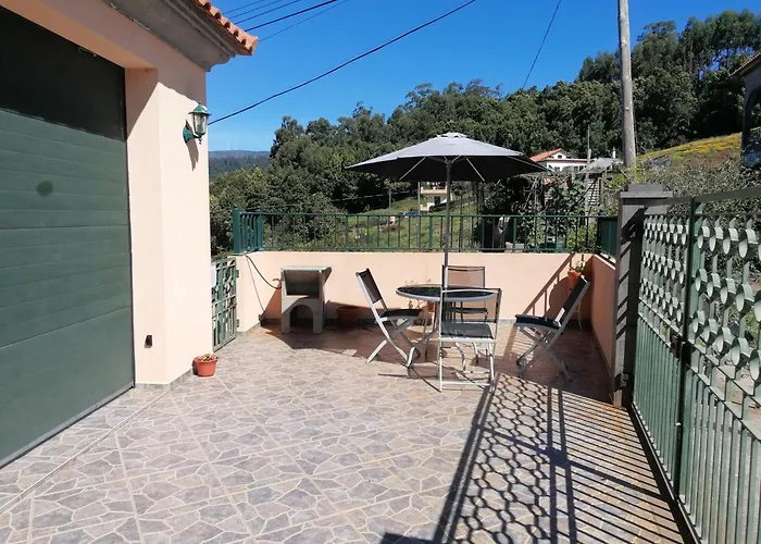 Abrigo Do Monte Casa de Férias *